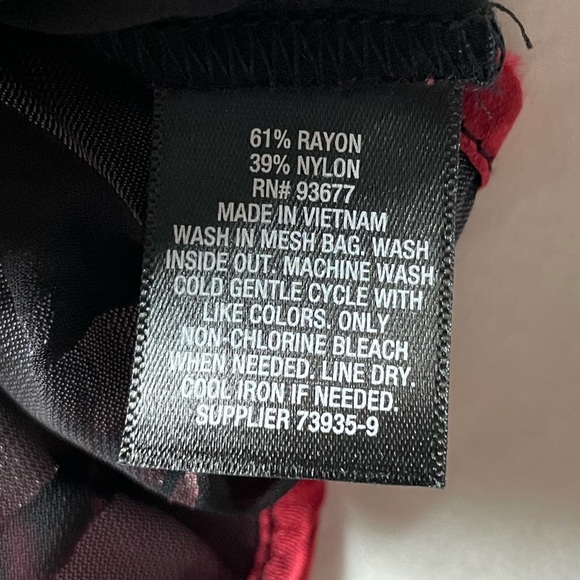 Worthington High Neck Sleeveless Red Floral Burnout Blouse Top 3X Whimsigoth Y2K - Picture 3 of 8